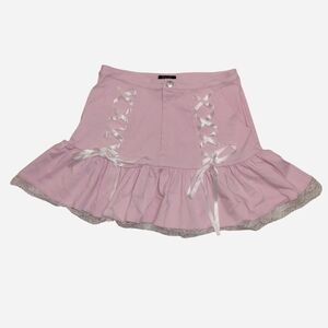 Chic Pink Mini Skirt with Ribbon Accents